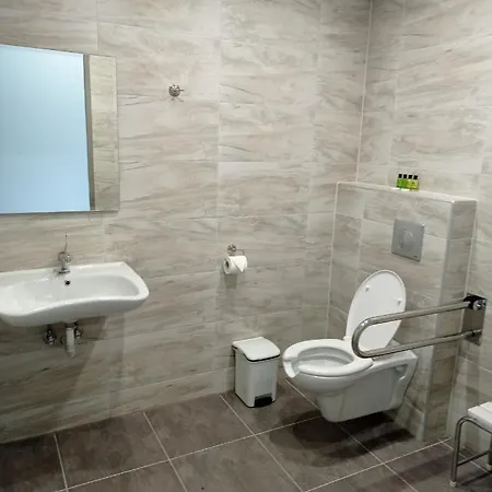 Mak Hotel apartamentowy 4*