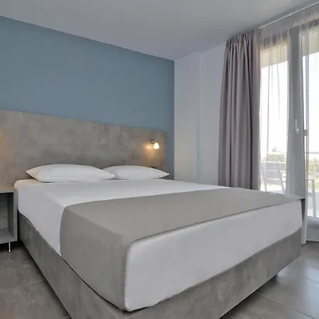 Mak Hotel apartamentowy Leptokaria